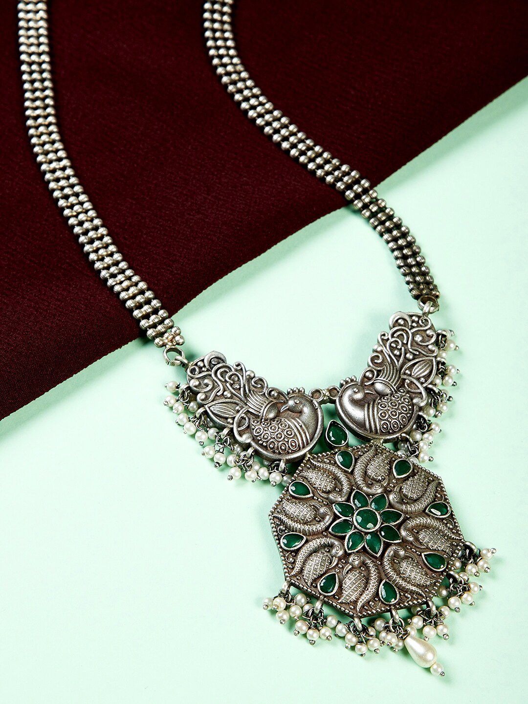 GloBox By ZeroKaata Women Silver-Tone Stone Studded Antique Necklace Price in India