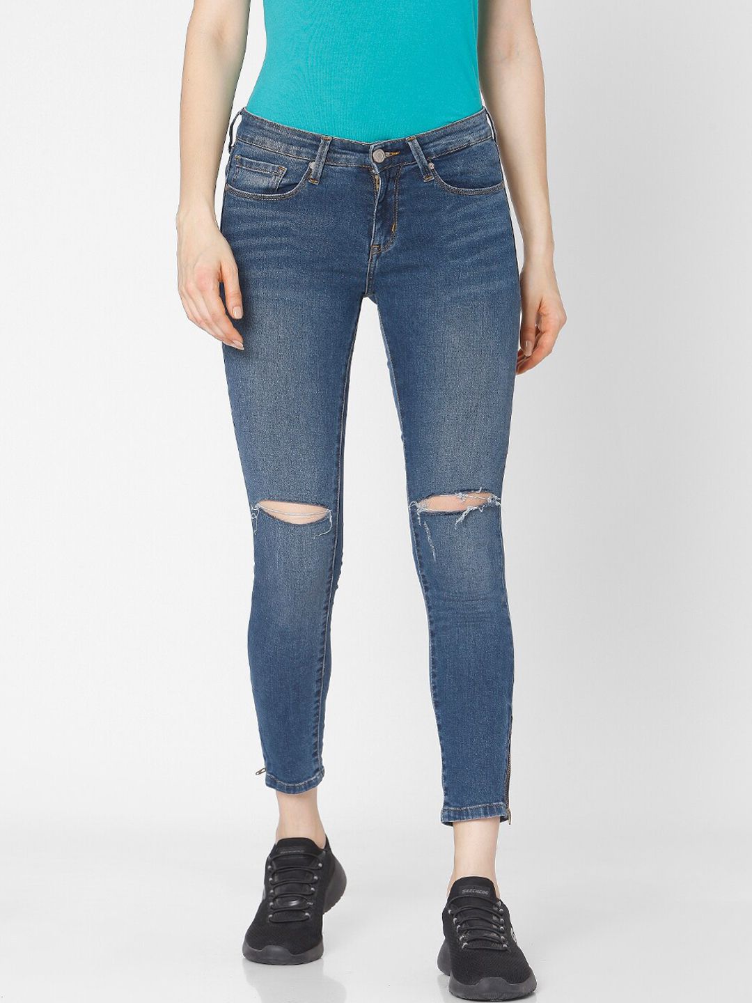 SPYKAR Women Blue Skinny Fit Low-Rise Slash Knee Light Fade Jeans