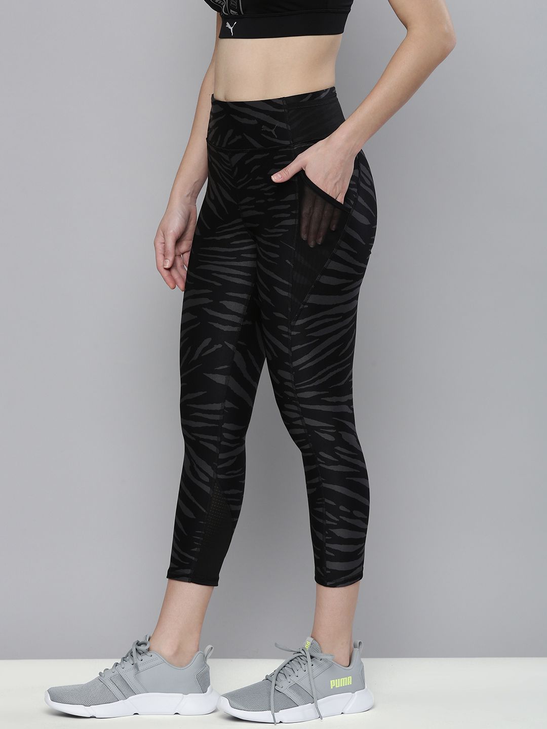 Puma Women Black Printed DryCell Favourite AOP 3/4 Running Tights Price in India