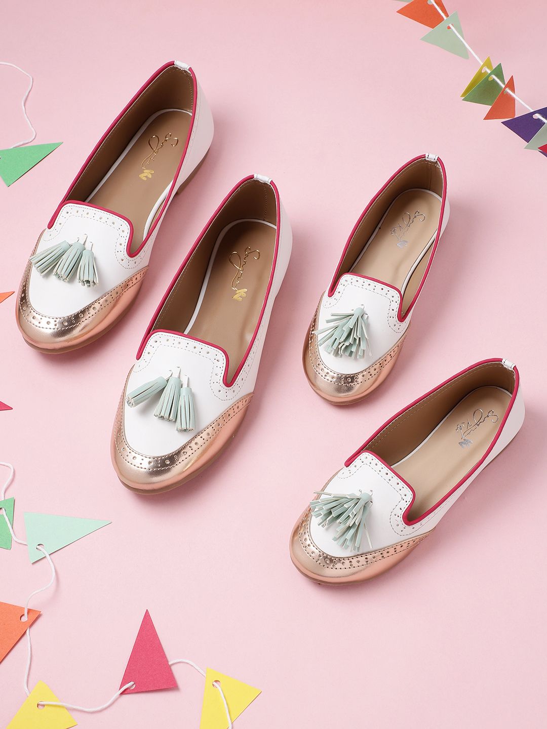 Sangria Women White & Rose Gold-Toned Colourblocked Tasselled Loafers Price in India