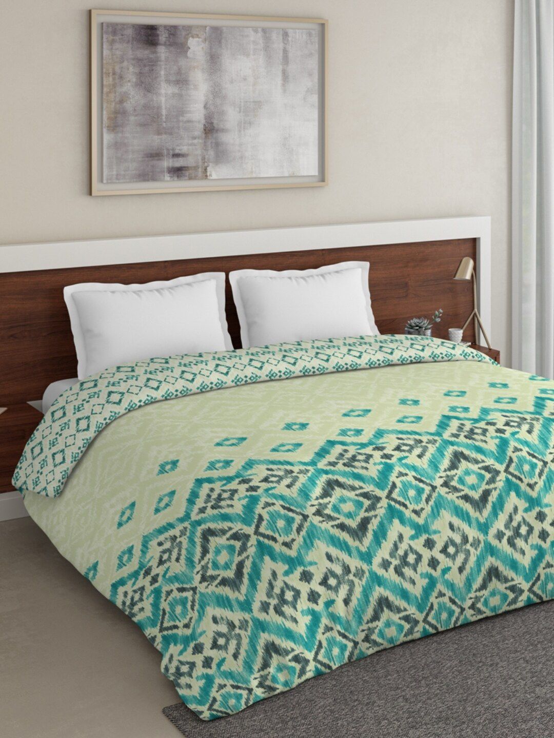 DDecor Turquoise Blue & Beige Geometric Printed Mild Winter 210 GSM Double Bed Comforter Price in India