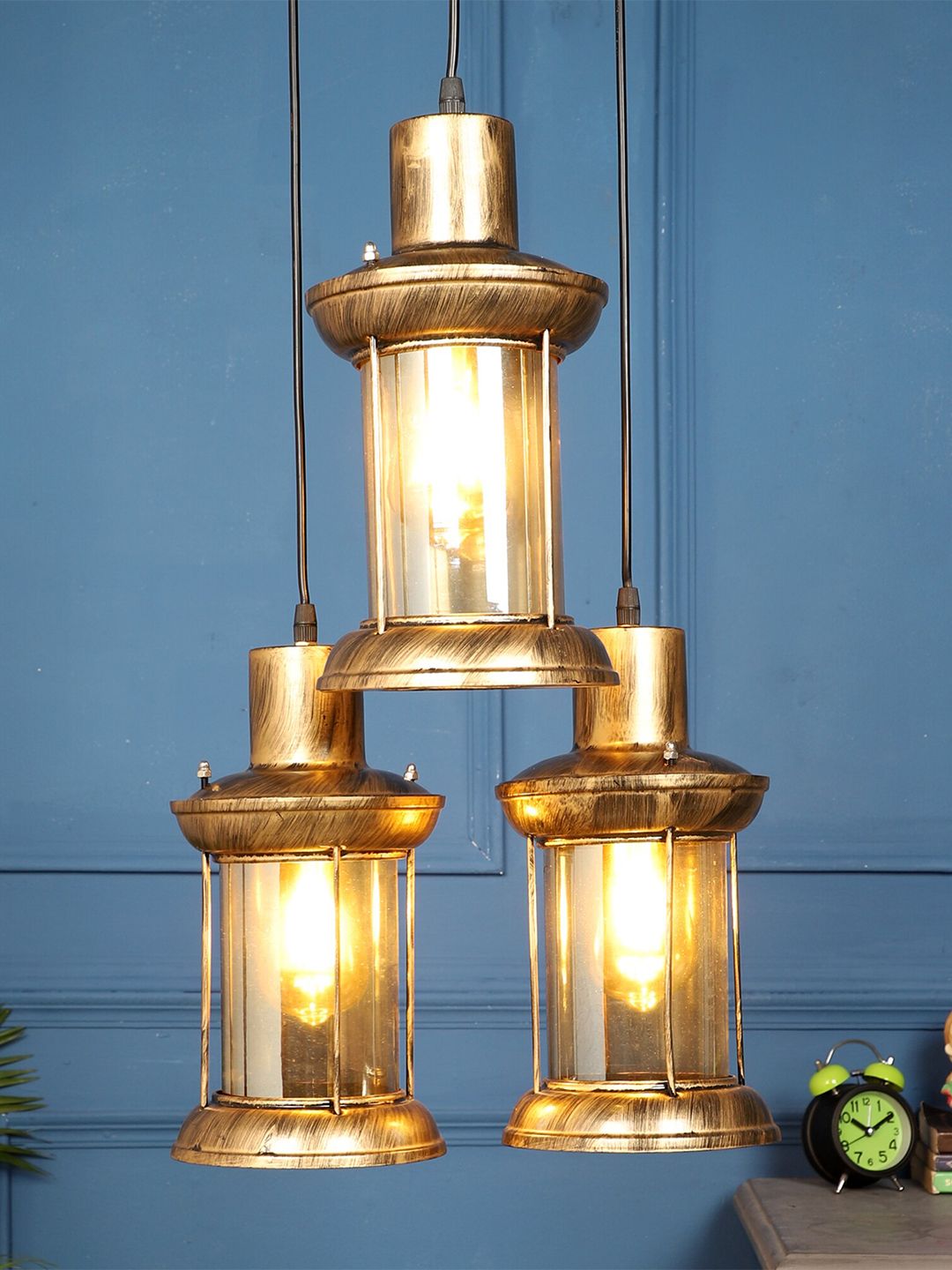 MFD HOME FURNISHING Gold-Toned Glass Quirky Cluster Light Price in India