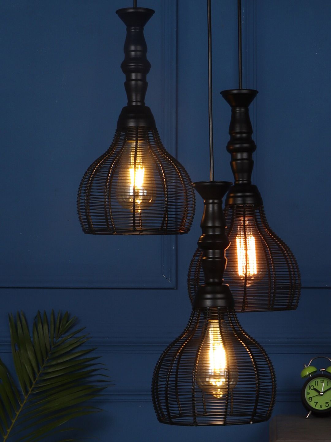 MFD HOME FURNISHING Black & Gold-Toned Iron Contemporary Cluster Lights Price in India