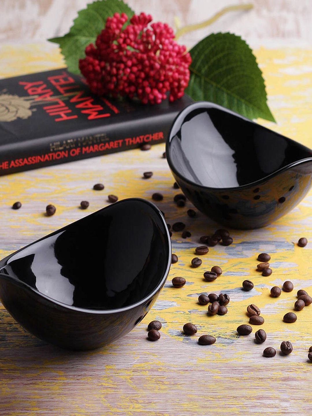 VarEesha Set Of 2 Black Handcrafted & Hand Painted Ceramic Glossy Boat Shaped Bowls Price in India