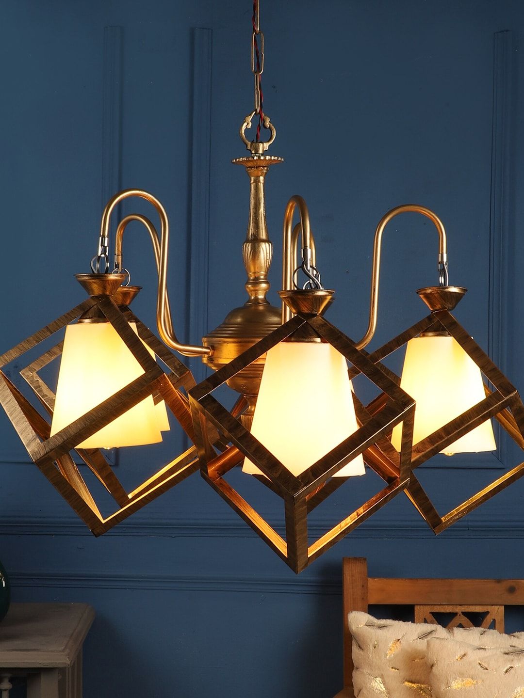 MFD HOME FURNISHING Copper-Toned & White Aluminium Traditional Cluster Light Price in India