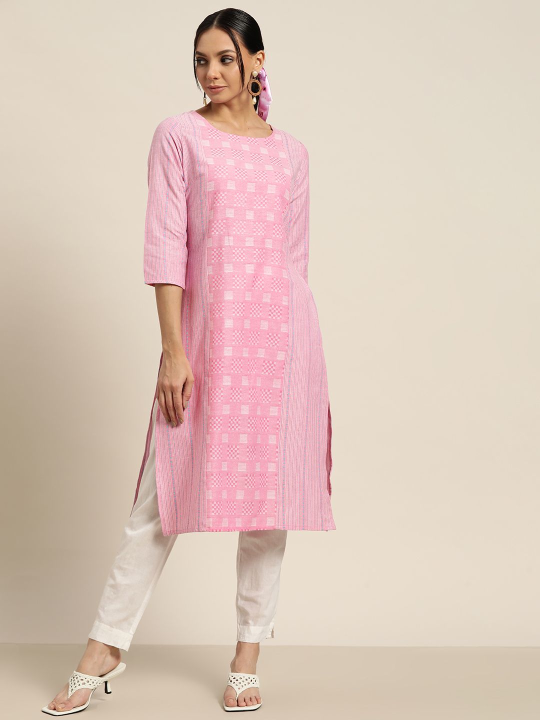 Sangria Women Pink & White Checked Straight Kurta Price in India