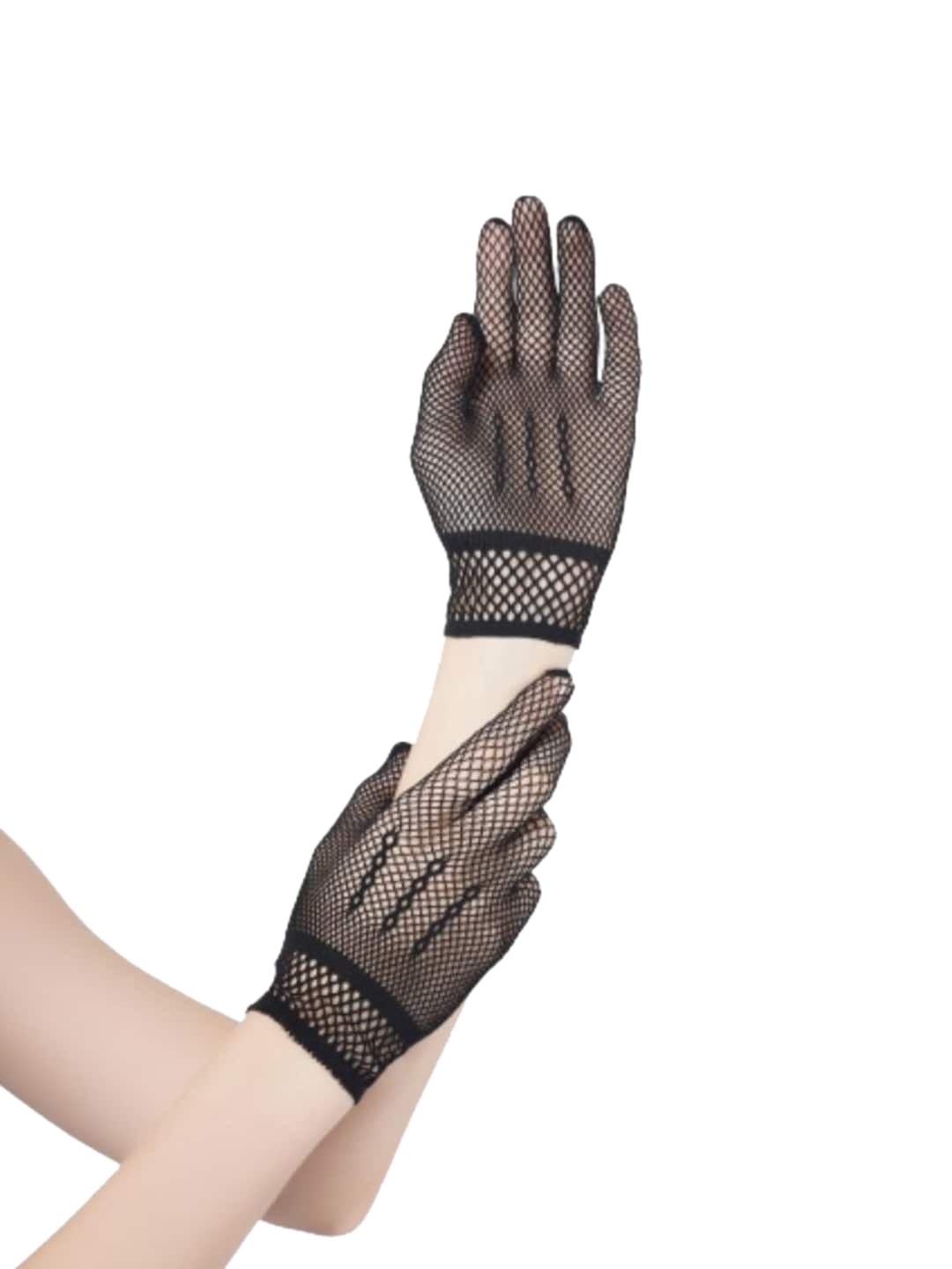 Buy N2S NEXT2SKIN Pack Of 2 Black & White Net Pattern Gloves