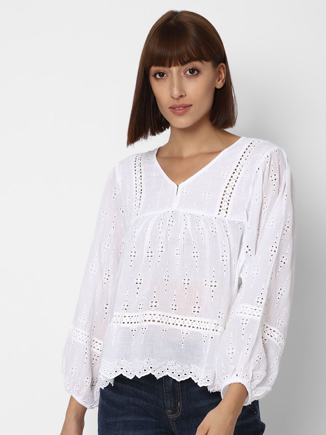 AMERICAN EAGLE OUTFITTERS White Self Design Regular Top Price in India