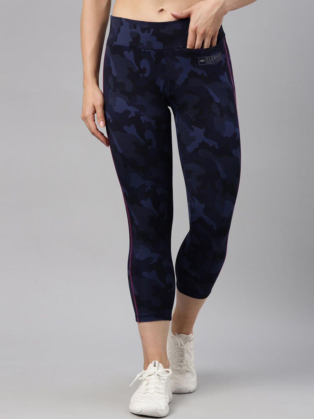 GOLDSTROMS Women Navy Blue & Black Camouflage Printed Flexi-Fit Activewear Tights Price in India