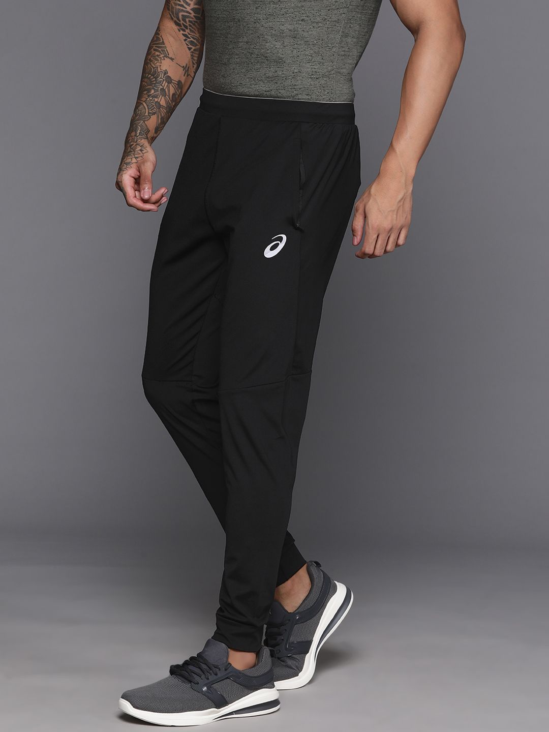Buy ASICS Men Slim Fit Basic Logo Print Regular Joggers - Track
