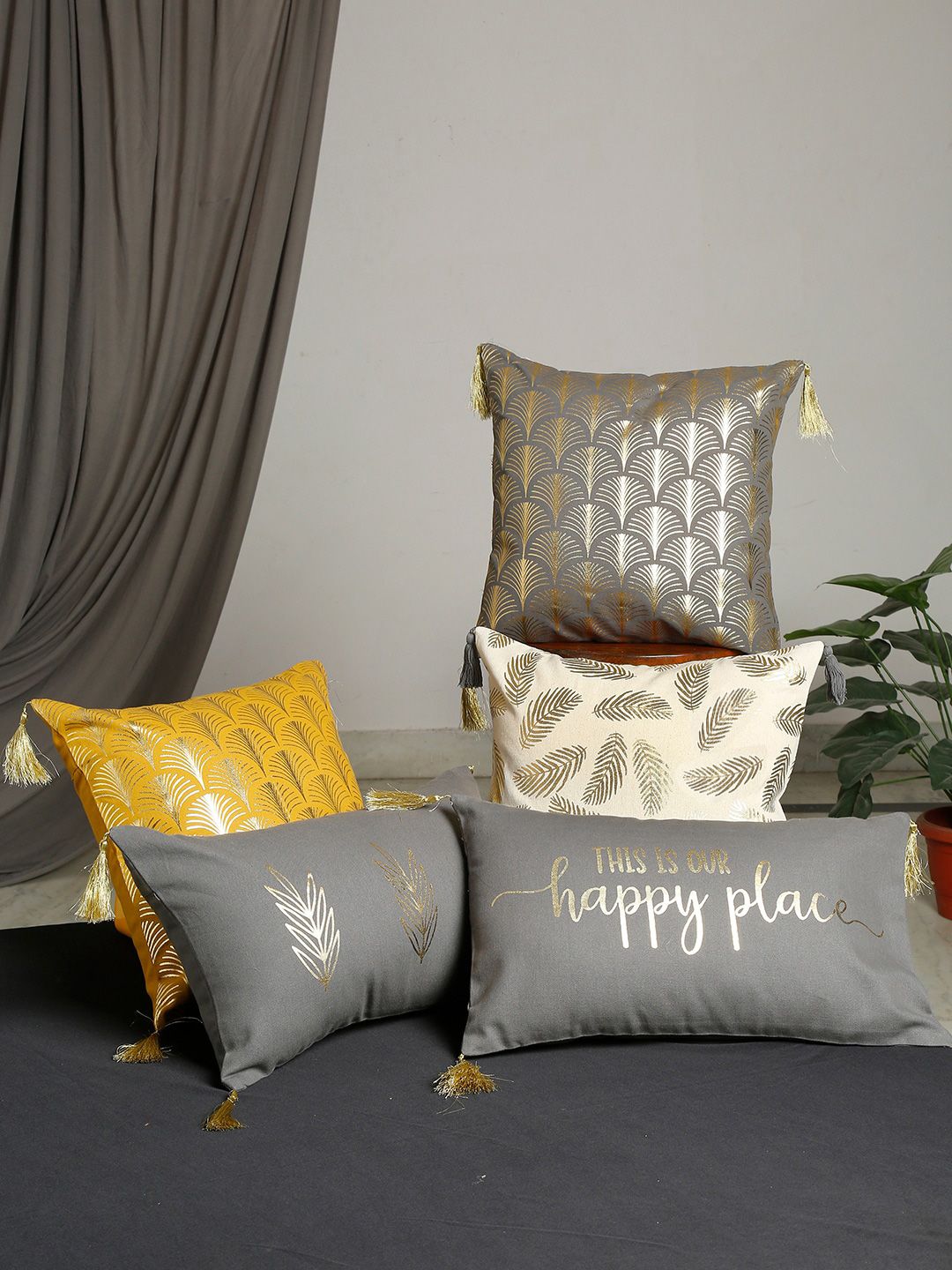 BLANC9 Set Of 5 Yellow & Grey Foil Printed Rectangle Cushion Covers Price in India