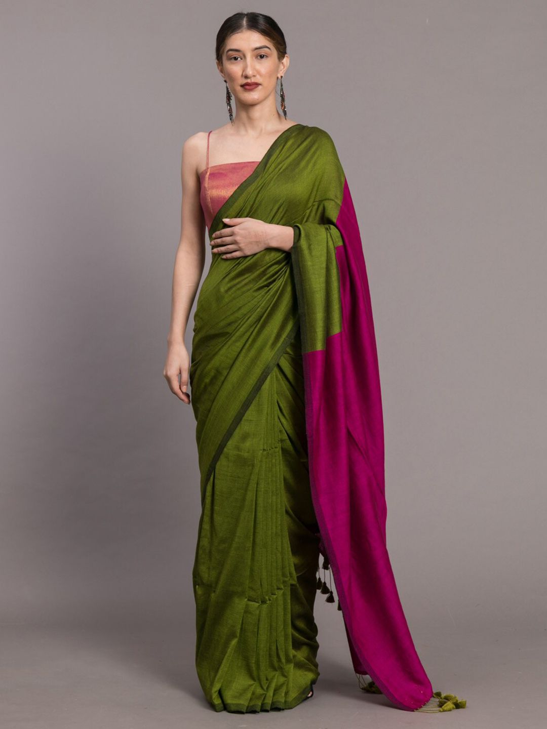 Suta Green & Pink Colourblocked Cotton Blend Saree Price in India