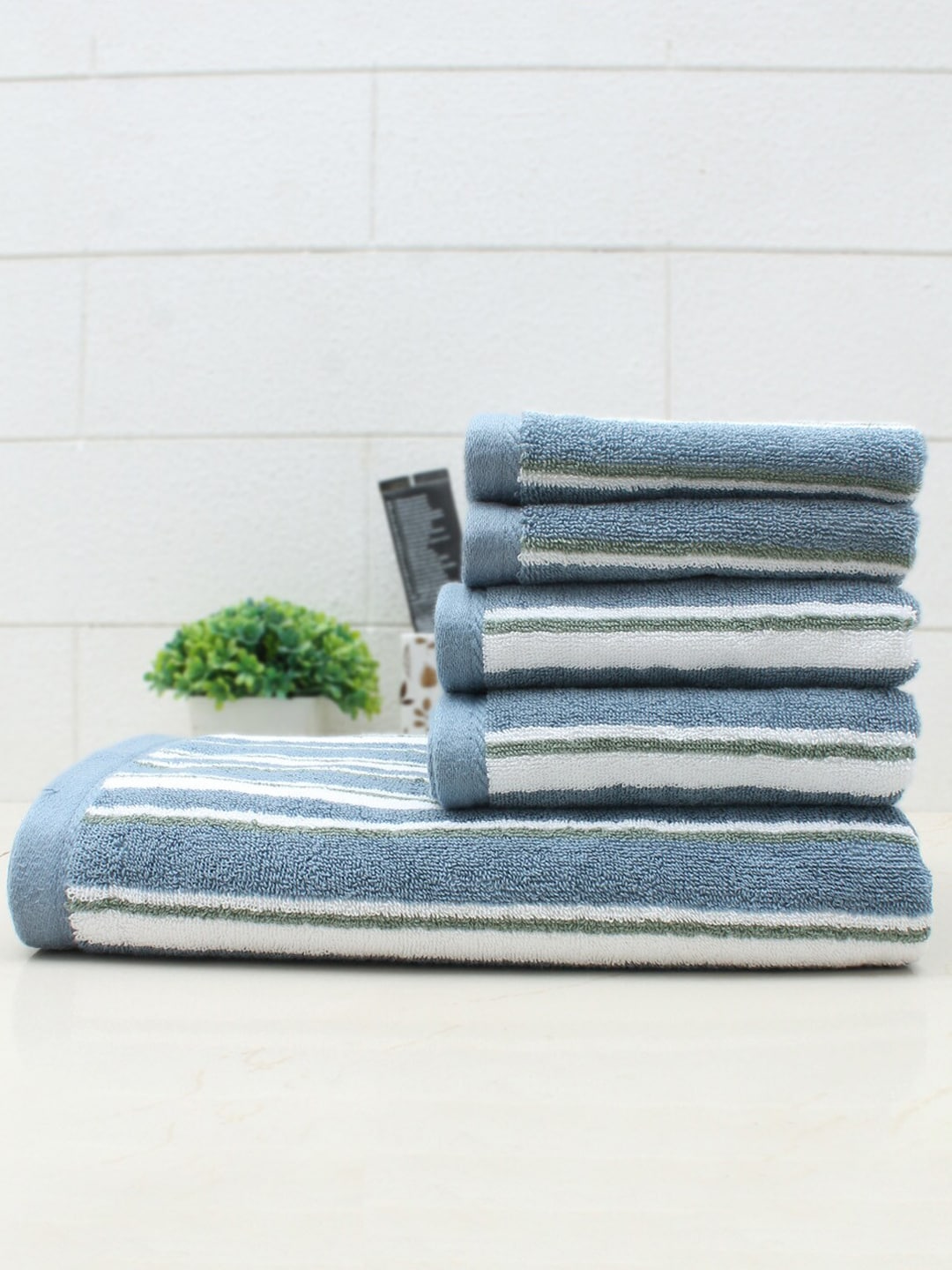 AVI Living Set Of 5 Blue & White Striped 550 GSM Cotton Towel Set Price in India