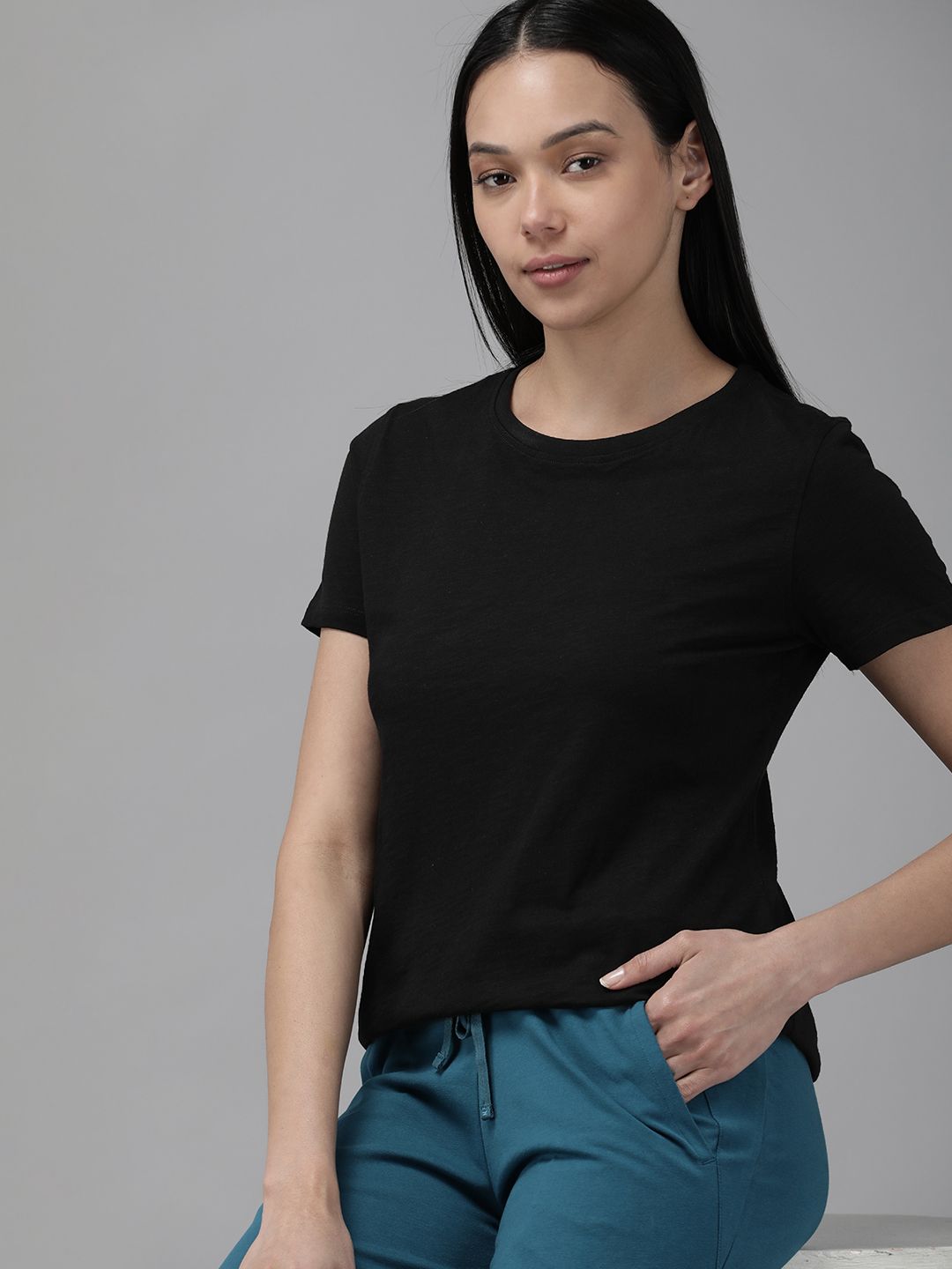 Van Heusen Women Black Solid Pure Cotton Lounge T-shirt Price in India