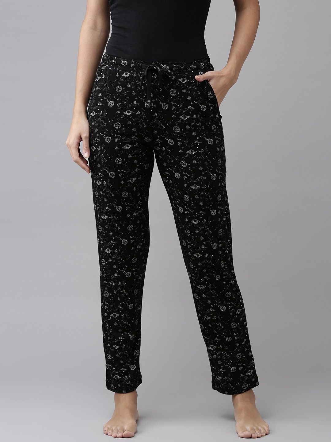 Van Heusen Women Black & White Printed Soft Lounge Pant Price in India