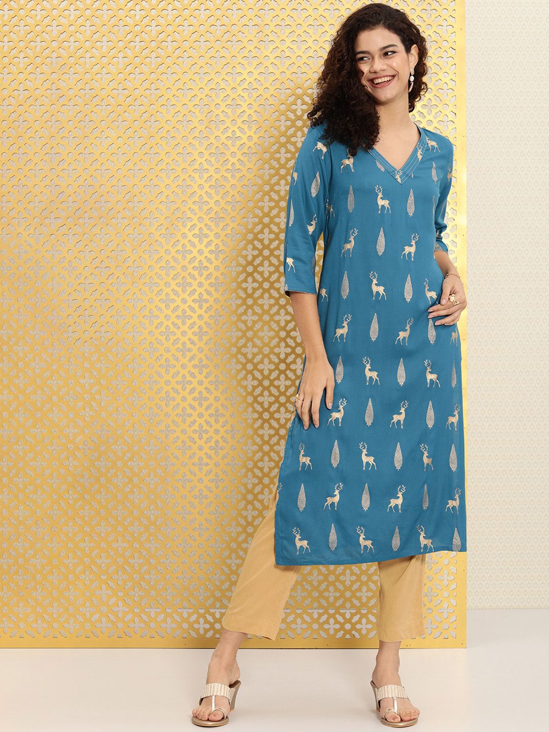 Ode by House of Pataudi Women Blue Ethnic Motifs Printed Kurta Price in India