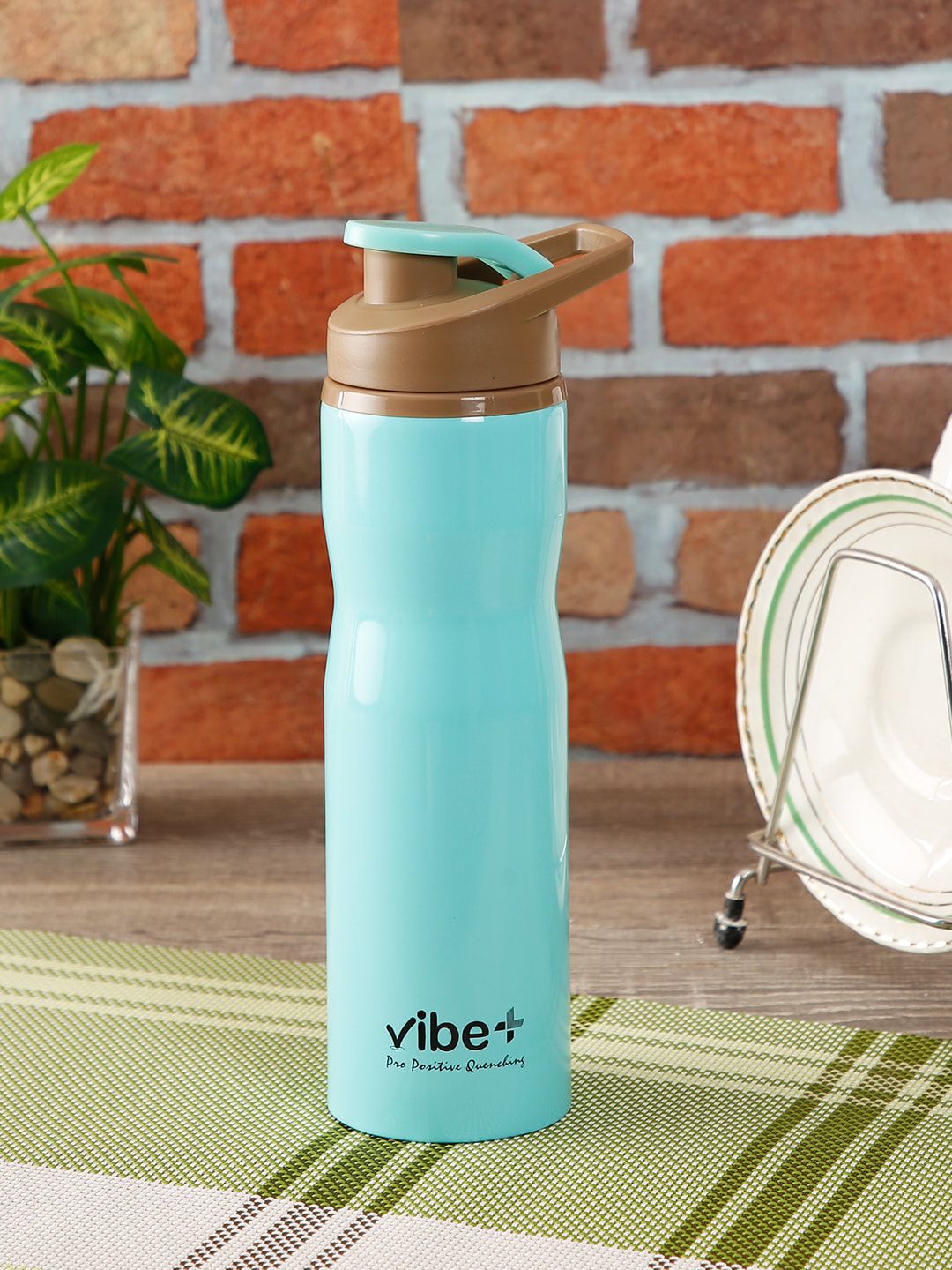 Vibe Plus Turquoise Blue Sports Sipper Bottle 700 ML Price in India