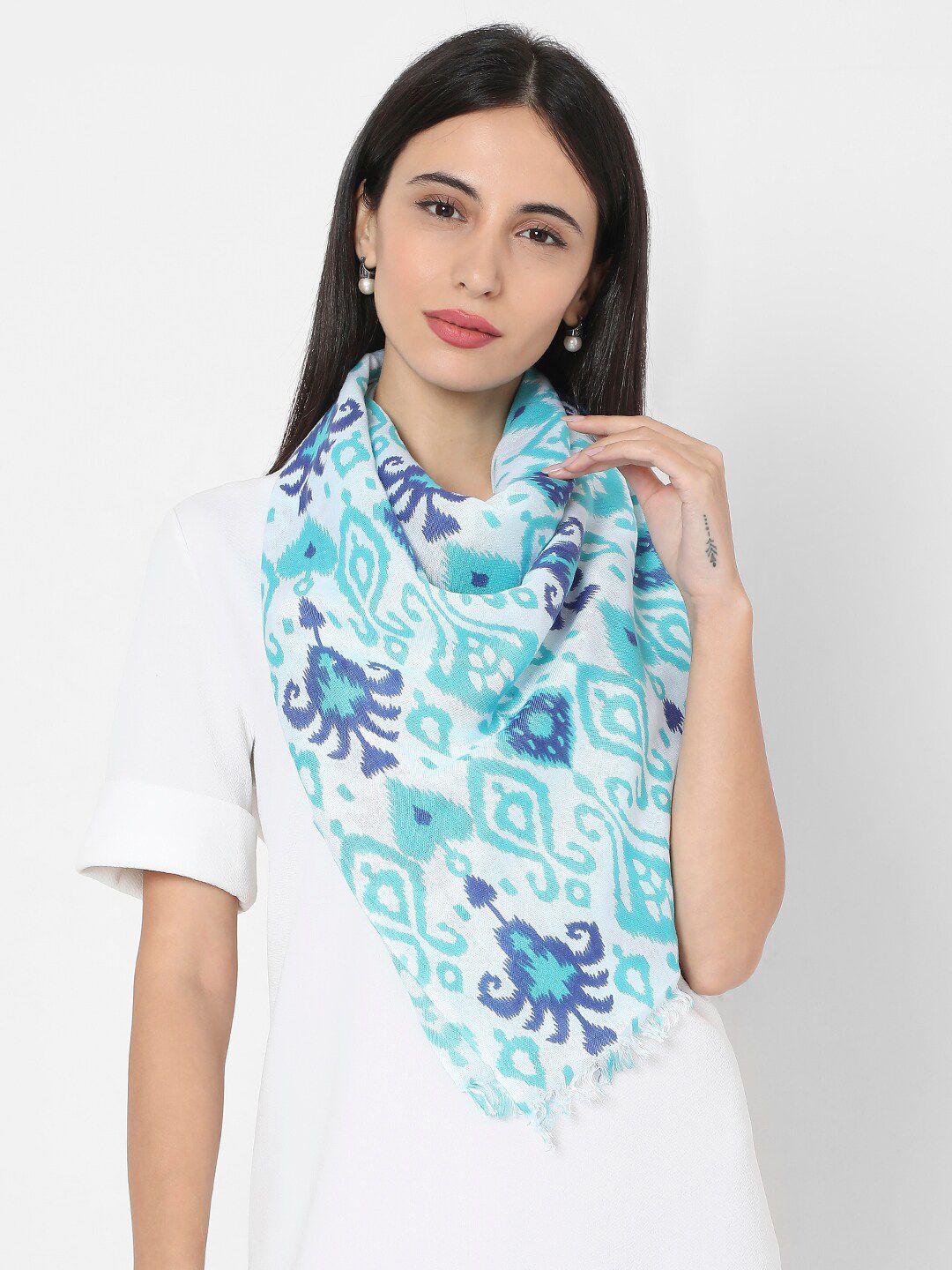 SALWAR STUDIO Women Blue & White Ikkat Printed Stole Price in India