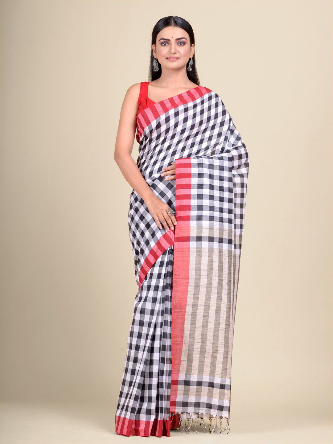 Mitera White & Black Checked Pure Cotton Handloom Saree