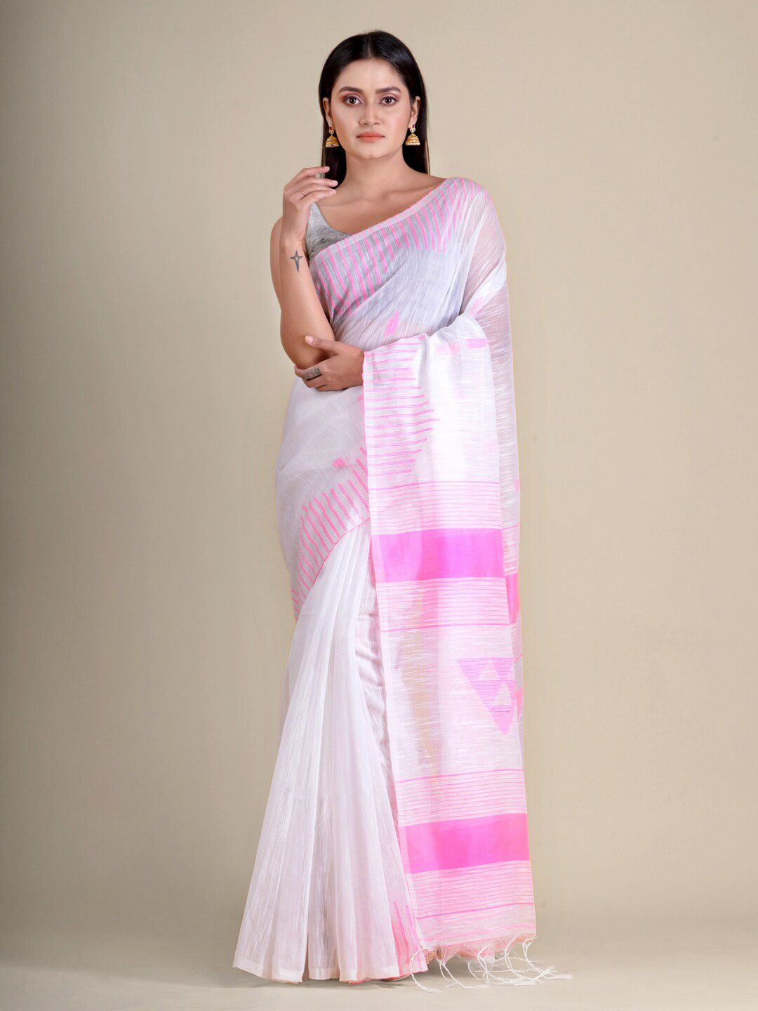 Mitera White & Pink Handloom Saree Price in India