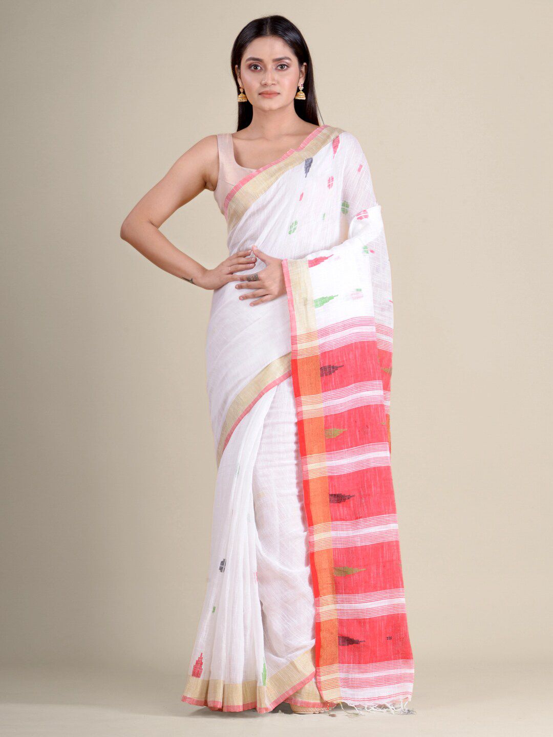 Mitera White & Red Floral Pure Cotton Handloom Saree Price in India