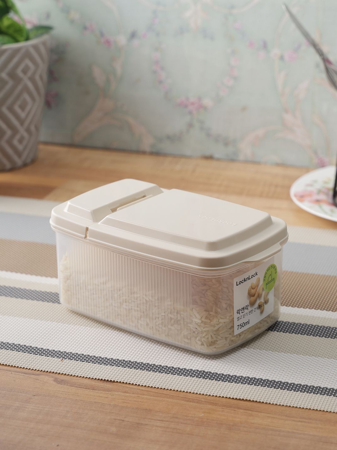 Lock & Lock Transparent & Beige-Colored Solid Food Container 750 ML Price in India