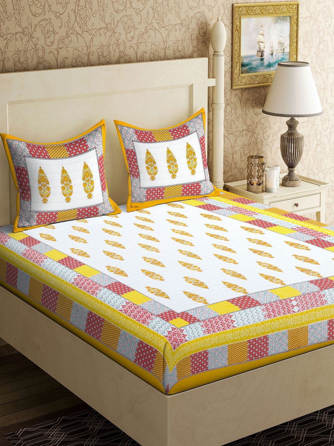 Varde White & Yellow Floral 104 TC Pure Cotton Queen Bedsheet With 2 Pillow Covers Price in India