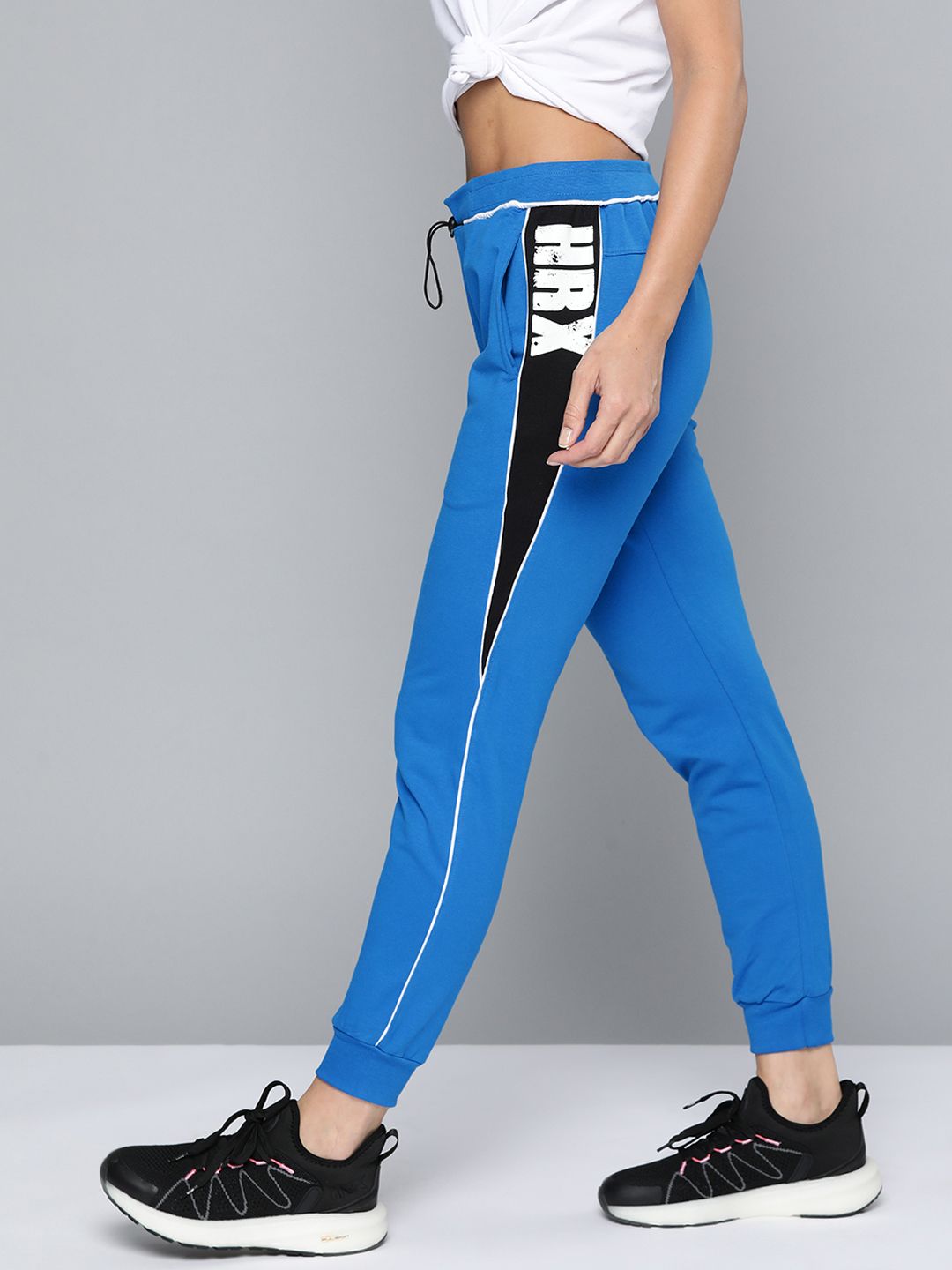 HRX By Hrithik Roshan Lifestyle Women Sky Driver Bio-Wash Brand Carrier Joggers Price in India