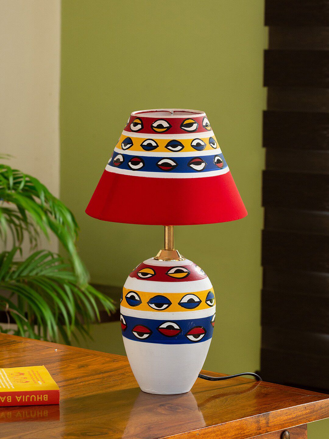 ExclusiveLane White & Red Hand-Painted Contemporary Terracotta Table Lamp with Shade Price in India