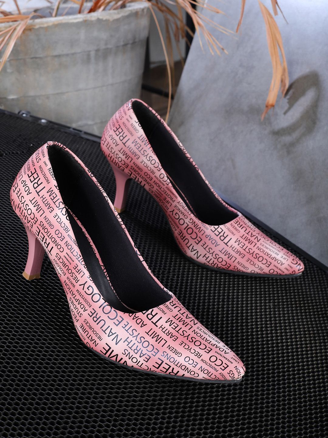 LONDON STEPS Grey & Pink Printed Kitten Pumps Price in India