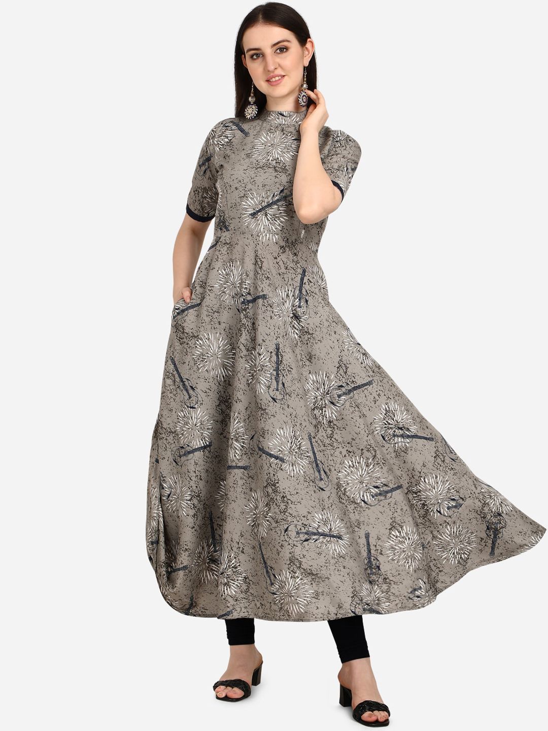 OM SAI LATEST CREATION Women Grey & Off White Floral Printed Anarkali Kurta