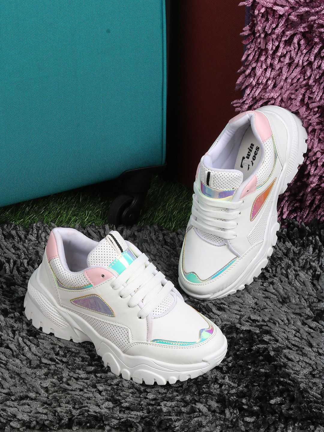 TWIN TOES Women White & Pink Colourblocked Sneakers Price in India