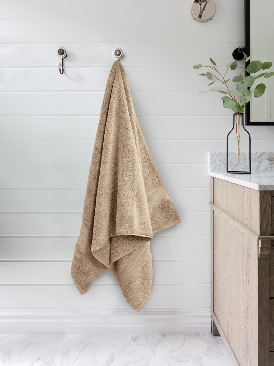 BOMBAY DYEING Beige Solid 650 GSM Cotton Bath Towel Price in India
