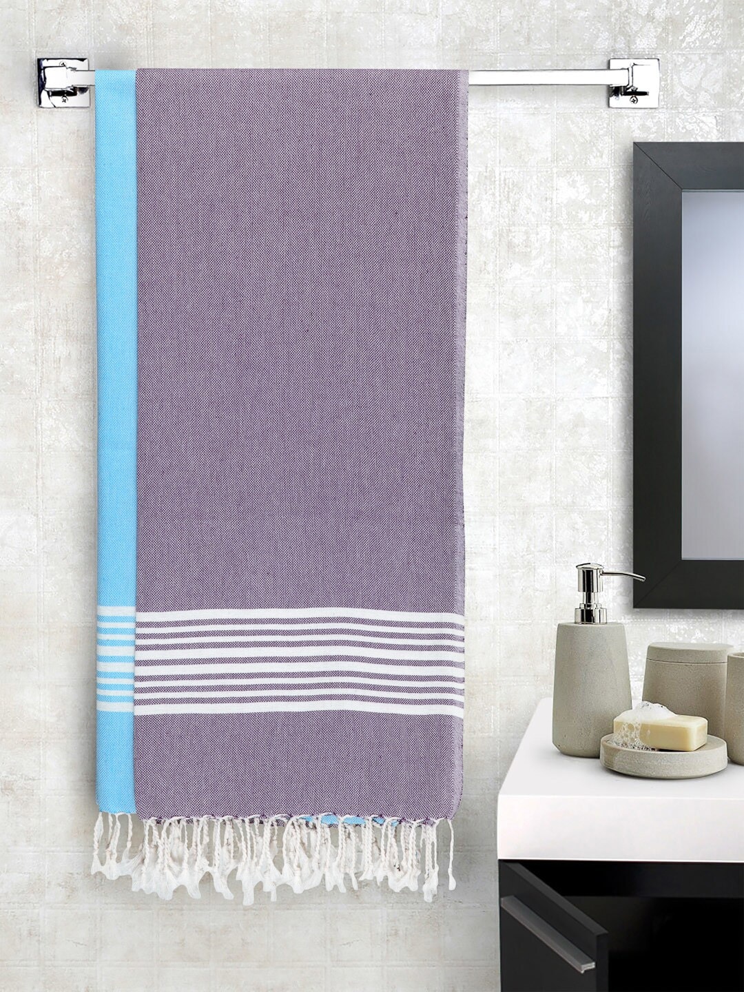 Arrabi Set Of 2 Grey & Blue Handwoven Cotton 210 GSM Bath Towels Price in India