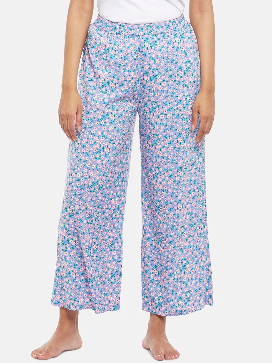 People Women Lavender Floral Printed Pyjamas Price in India