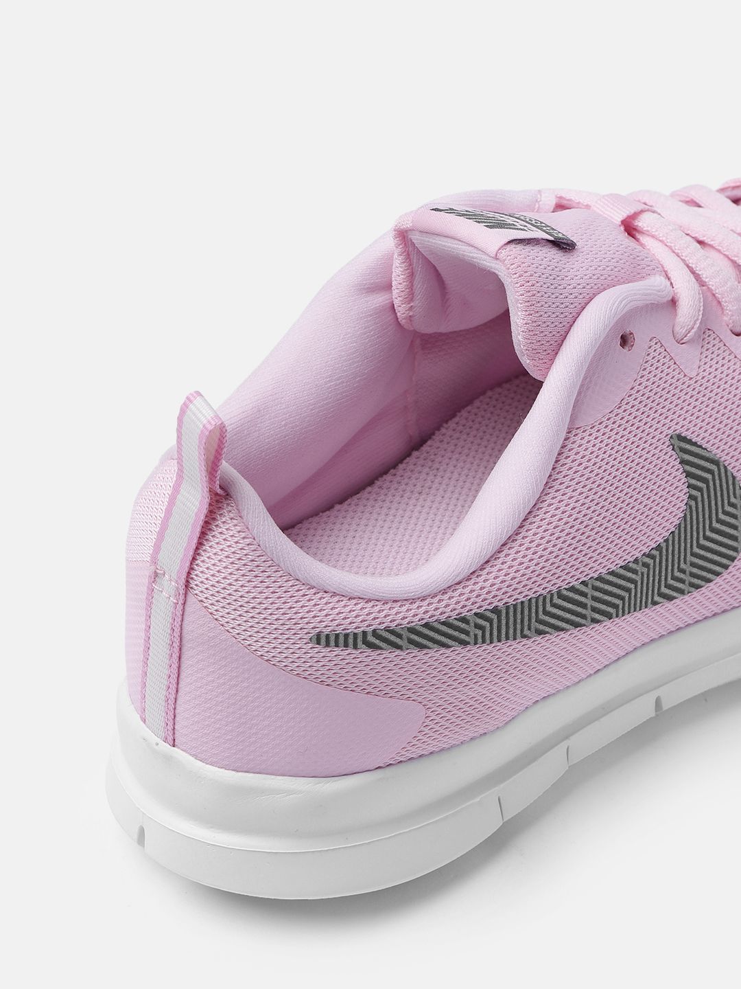 nike flex essential ladies training shoes pink