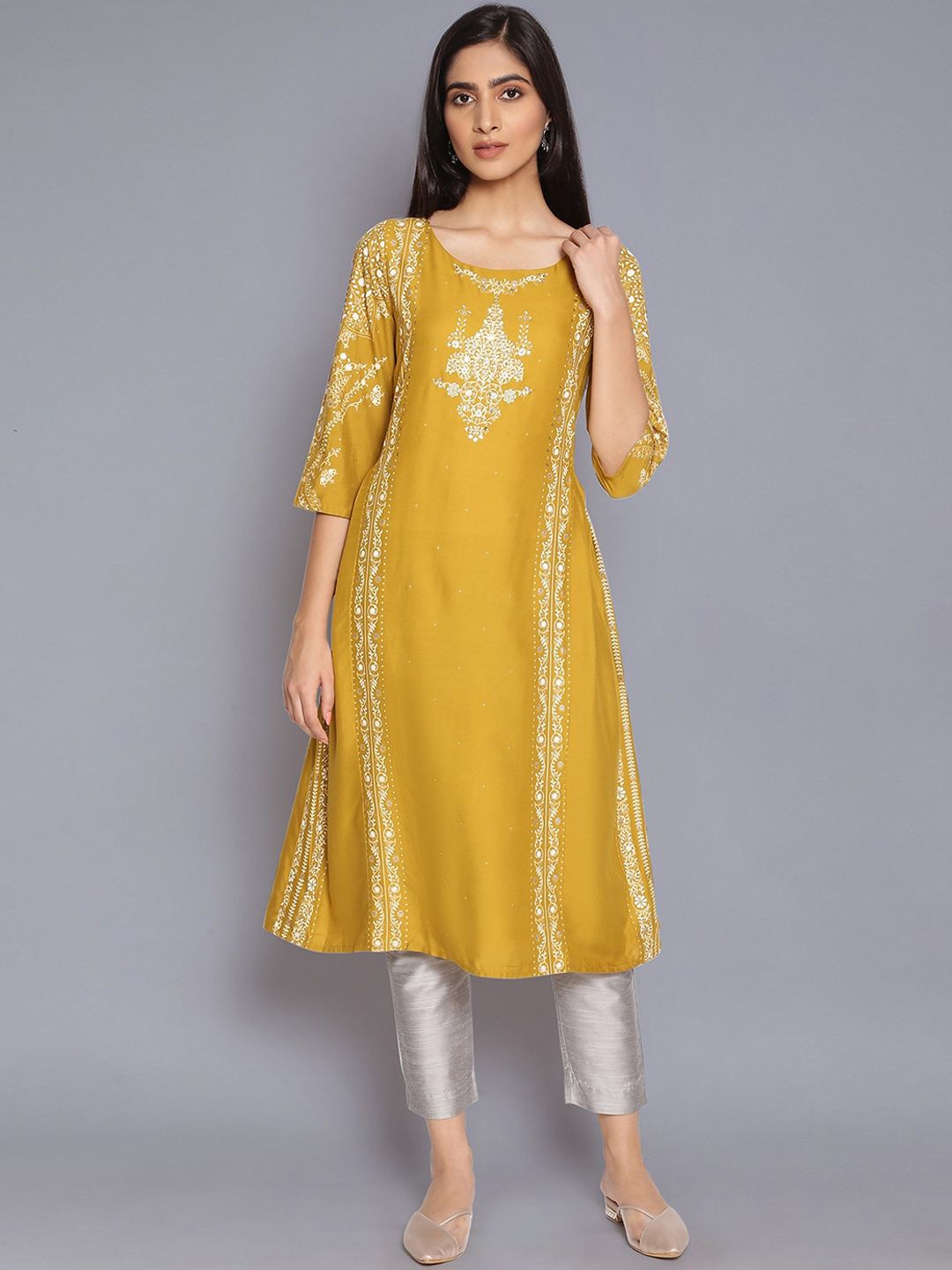 W Women Green & White Ethnic Motifs Printed Kurta Price in India