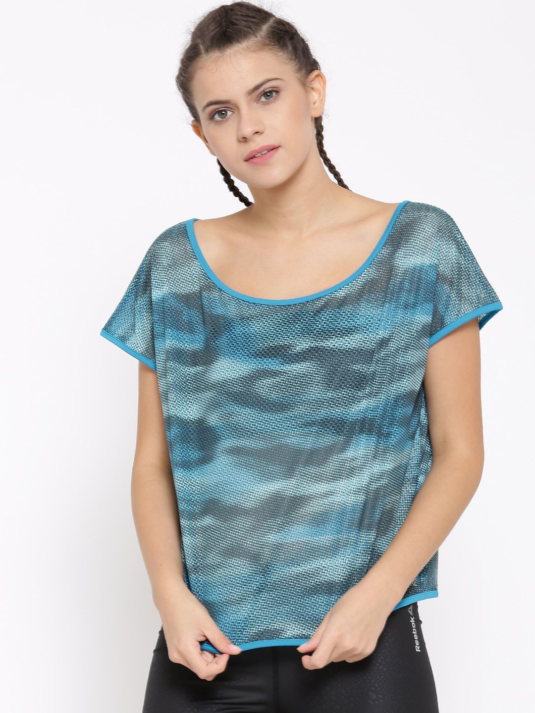 reebok t shirt flipkart
