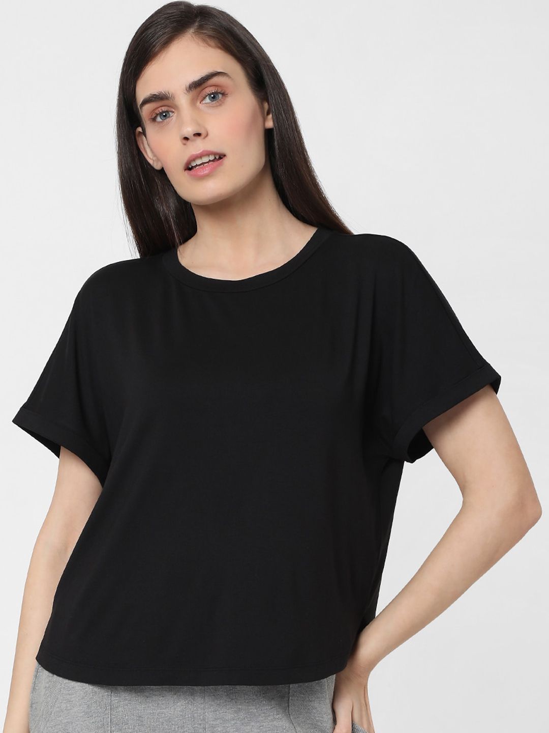 Vero Moda Women Black Solid Lounge T-shirt Price in India