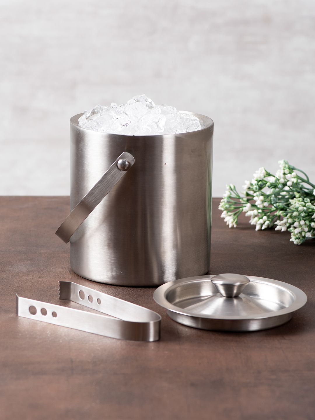 nestroots Silver-Toned Stainless Steel Ice Bucket With Tongs Price in India