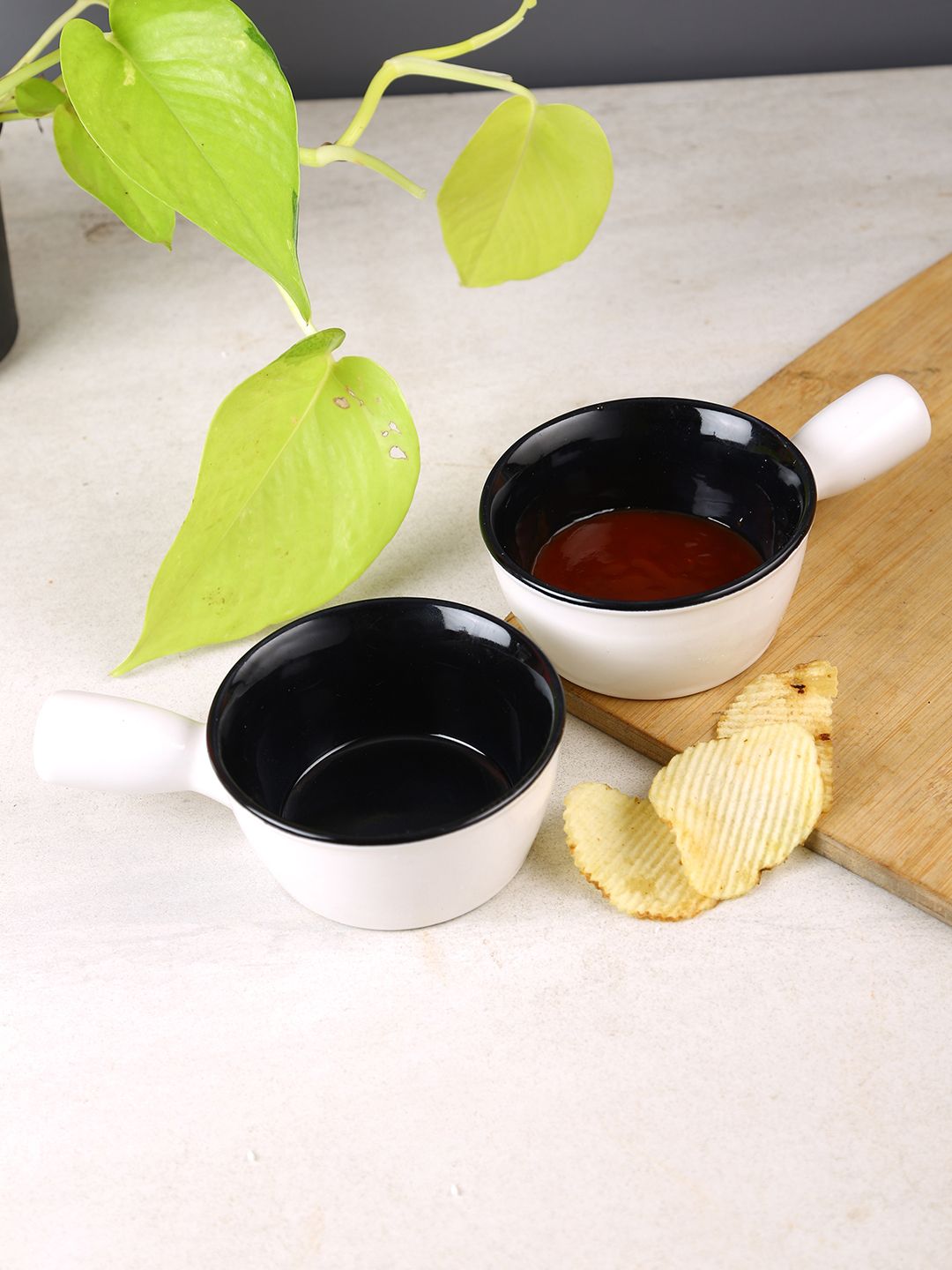 Aapno Rajasthan White & Black 2 Pieces Ceramic Glossy Bowls Price in India