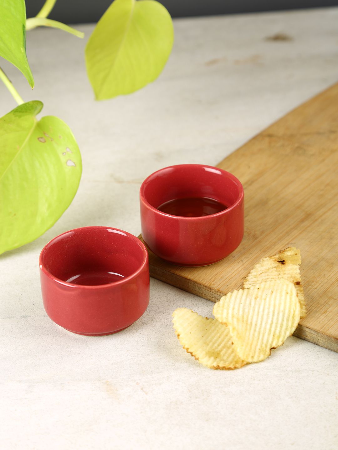 Aapno Rajasthan Red & 4 Pieces Ceramic Glossy Bowls Price in India