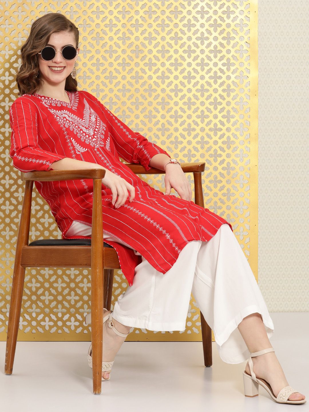 Ode by House of Pataudi Women Red Printed Rozana Kurta with Palazzos Price in India