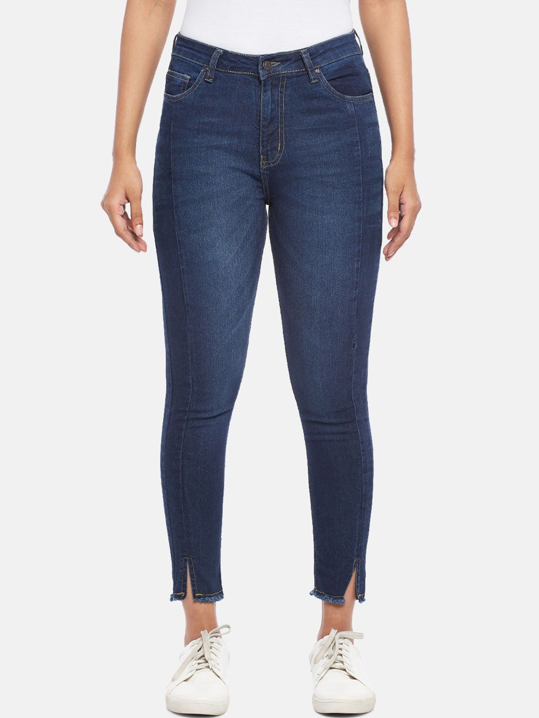 People Women Blue Tapered Fit High-Rise Light Fade Jeans Price in India