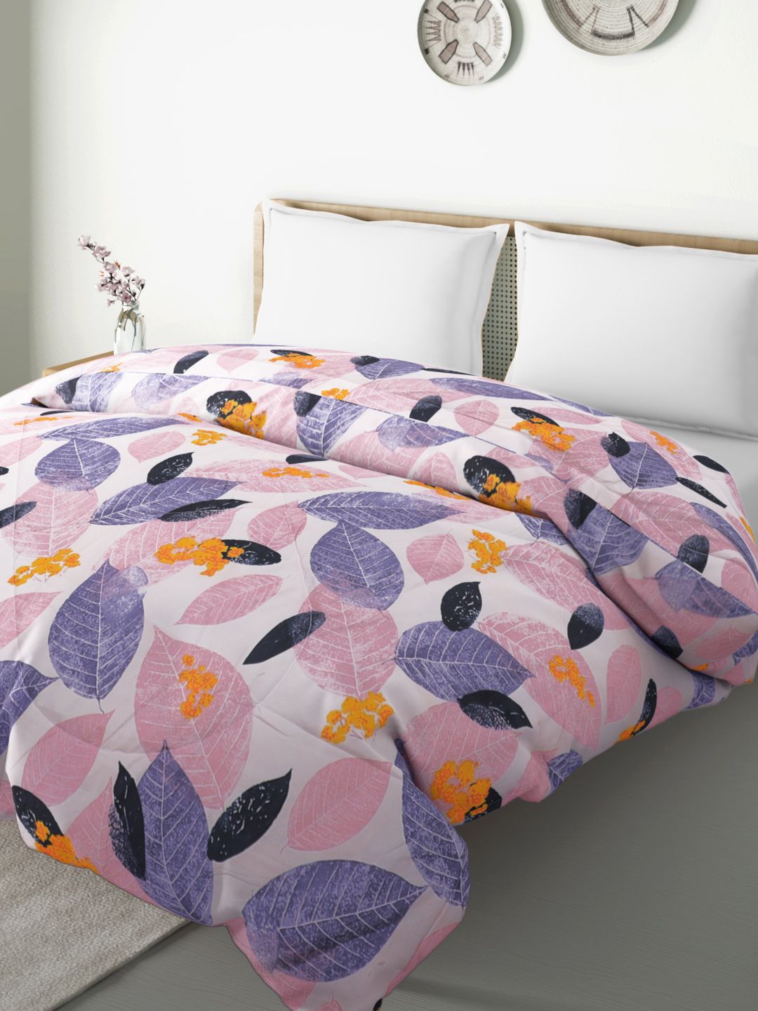 Aura White & Pink Leaf Print Mild Winter 144 TC 150 GSM Double Bed Comforter Price in India