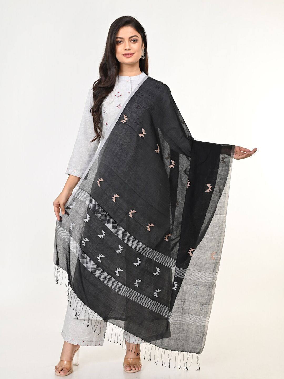 ArtEastri Black & White Woven Design Pure Cotton Dupatta Price in India
