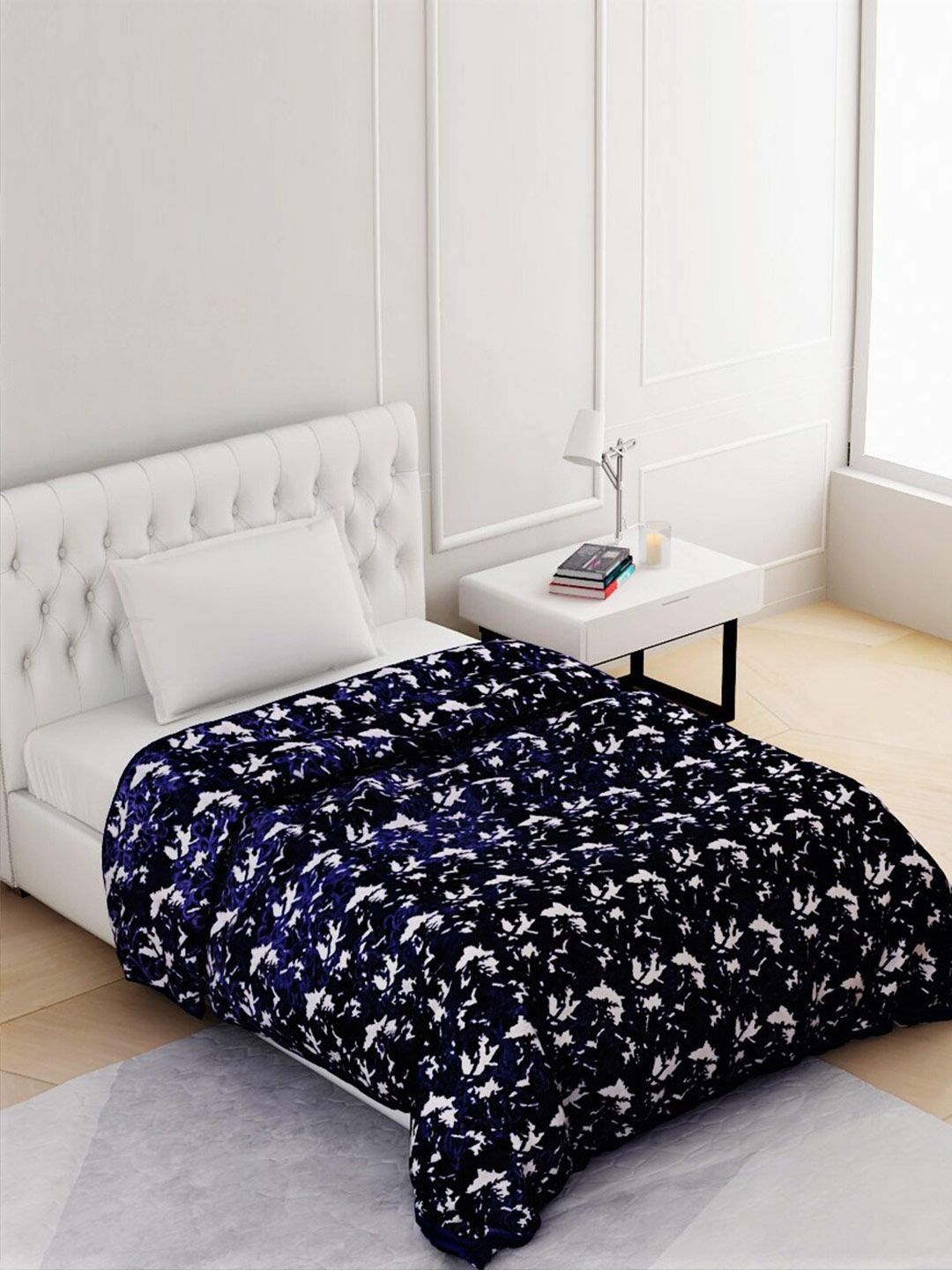 Spangle Blue & White Floral Mink Heavy Winter 400 GSM Single Bed Blanket Price in India