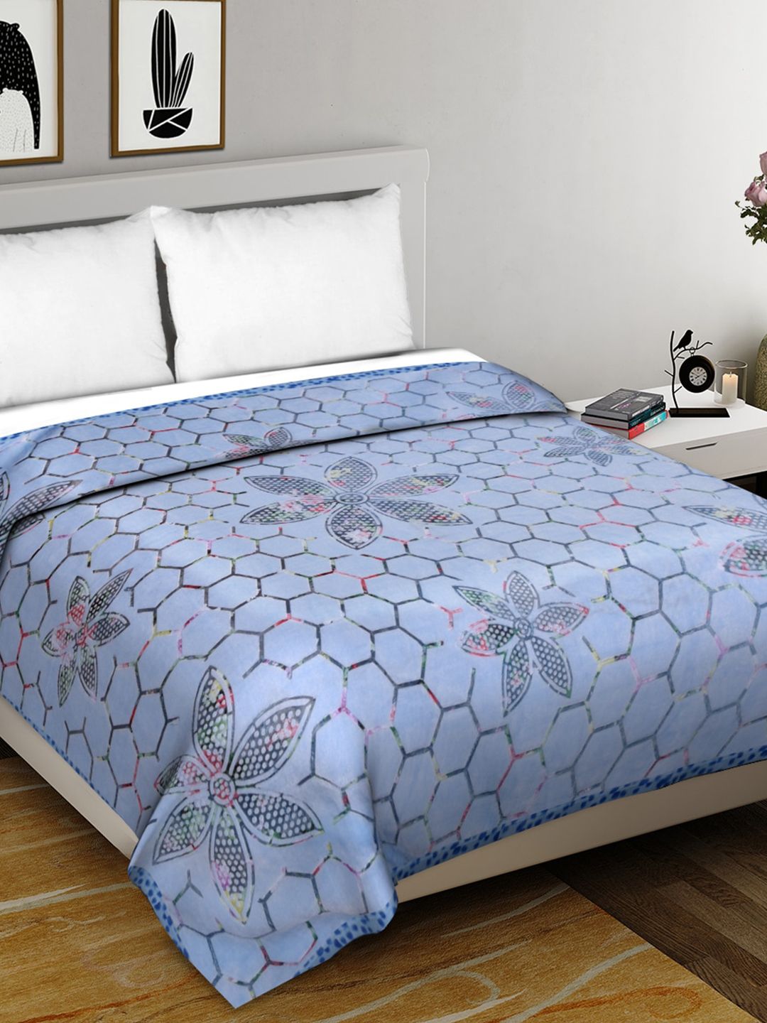 Spangle Blue & Black Floral Mink Heavy Winter 400 GSM Double Bed Blanket Price in India