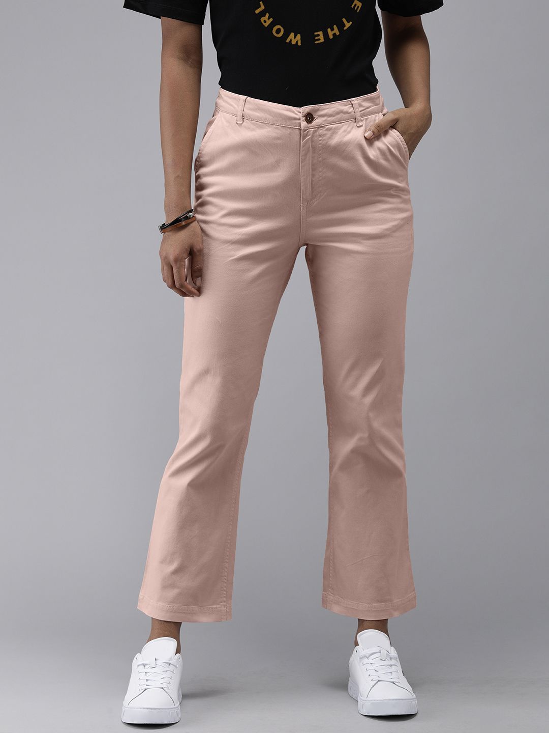 Roadster Women Pink Solid Regular Trousers Price in India