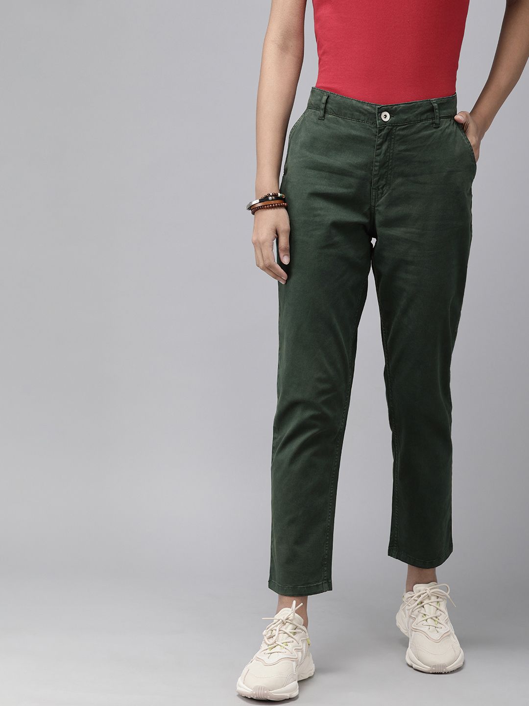 The Roadster Lifestyle Co Women Green Tapered Fit Chinos Trousers Price in India